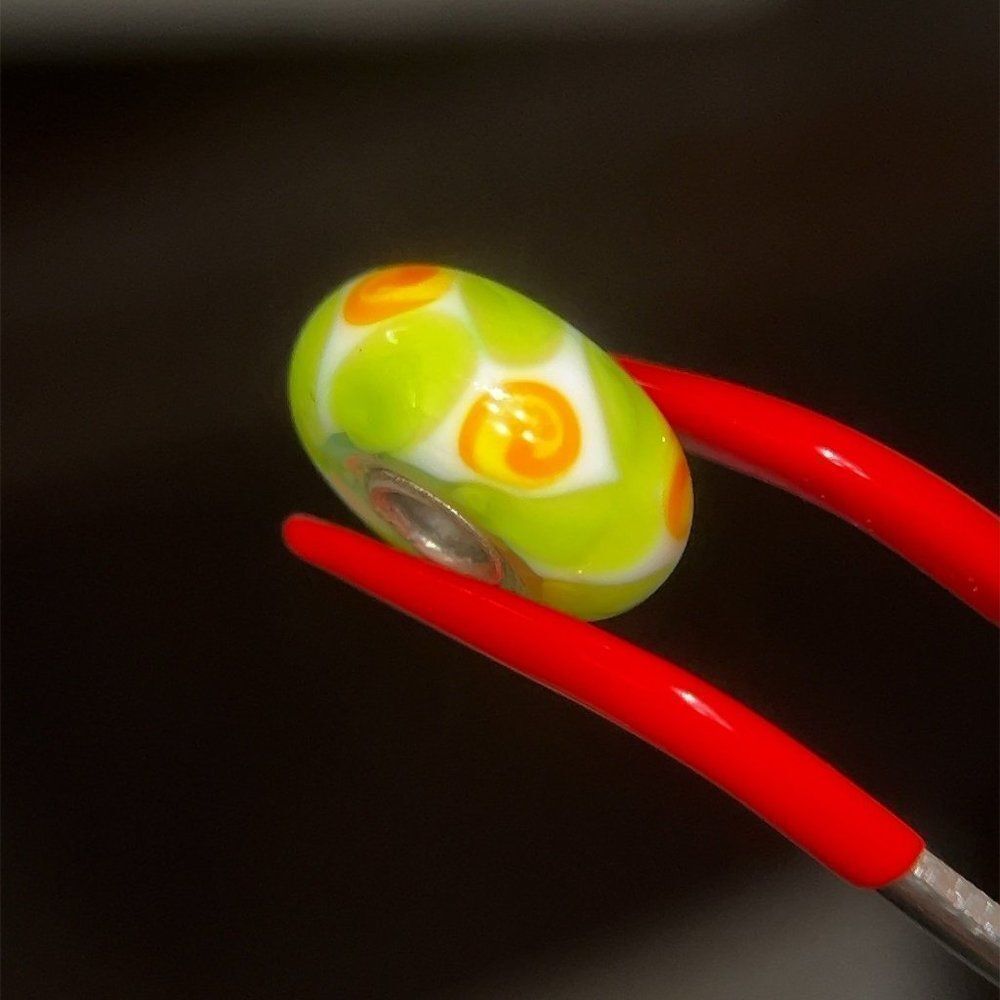 Trollbead Buttercup Bead - Picture 2 of 4